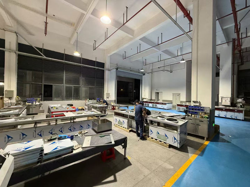 Shenzhen Smart Kitchen Digital Electric Appliances Co., Ltd línea de producción del fabricante