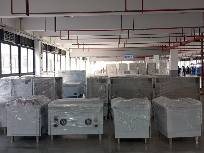 Shenzhen Smart Kitchen Digital Electric Appliances Co., Ltd línea de producción del fabricante